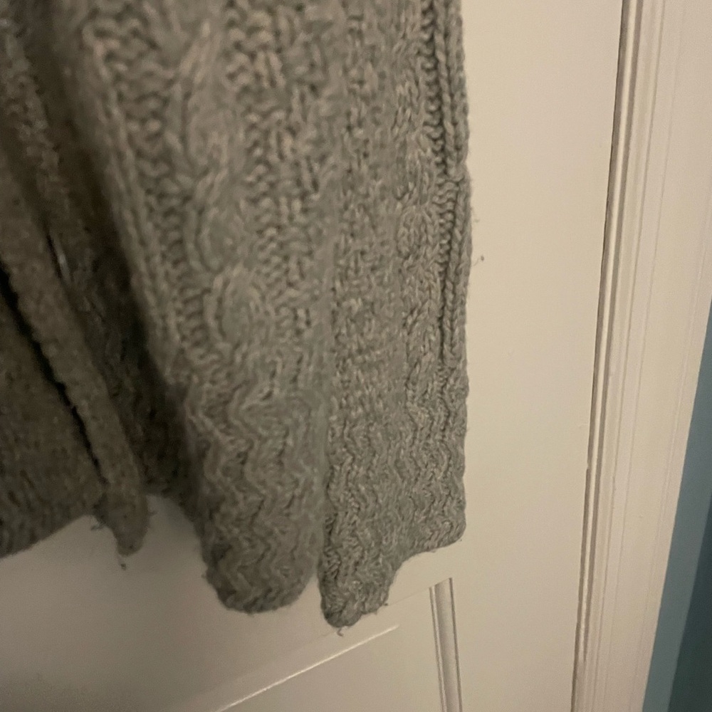 Basic Editions Light Gray Knit Button Down Cozy S… - image 6